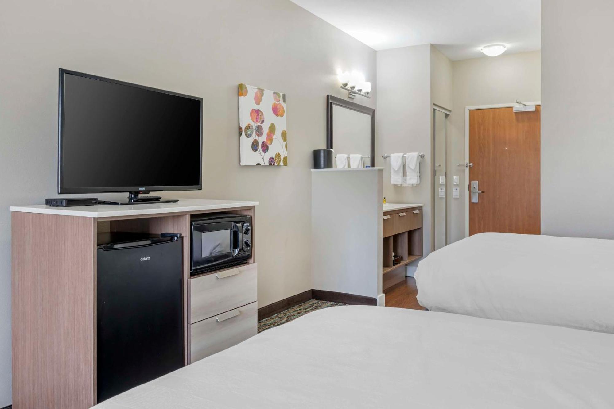 Best Western Plus Peppertree Inn At Omak Buitenkant foto