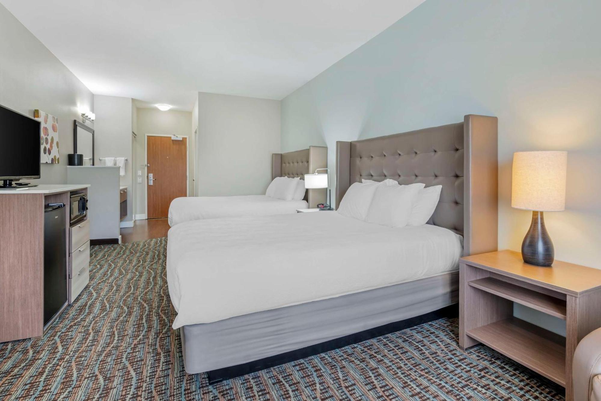 Best Western Plus Peppertree Inn At Omak Buitenkant foto