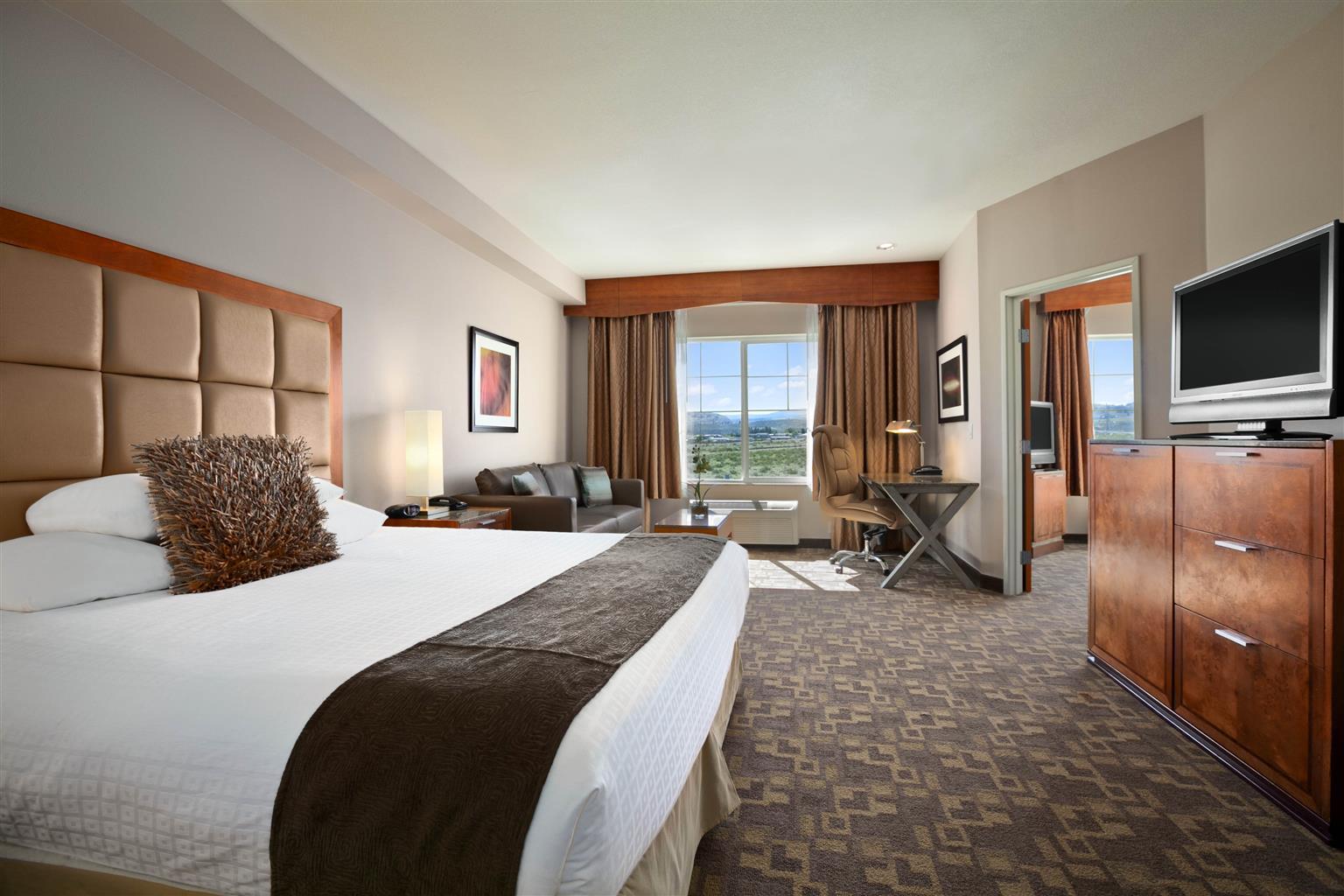 Best Western Plus Peppertree Inn At Omak Buitenkant foto