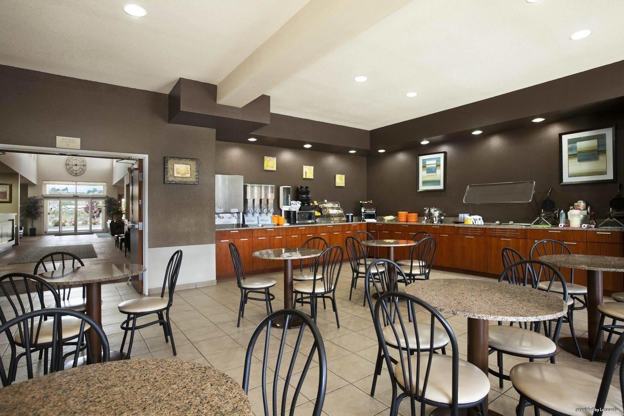 Best Western Plus Peppertree Inn At Omak Buitenkant foto